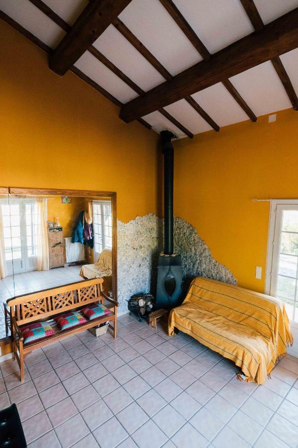 Maison D'Hotes Eco-Responsable Avec Piscine 6X12M Châteaudouble Kültér fotó