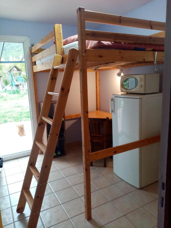 Maison D'Hotes Eco-Responsable Avec Piscine 6X12M Châteaudouble Kültér fotó